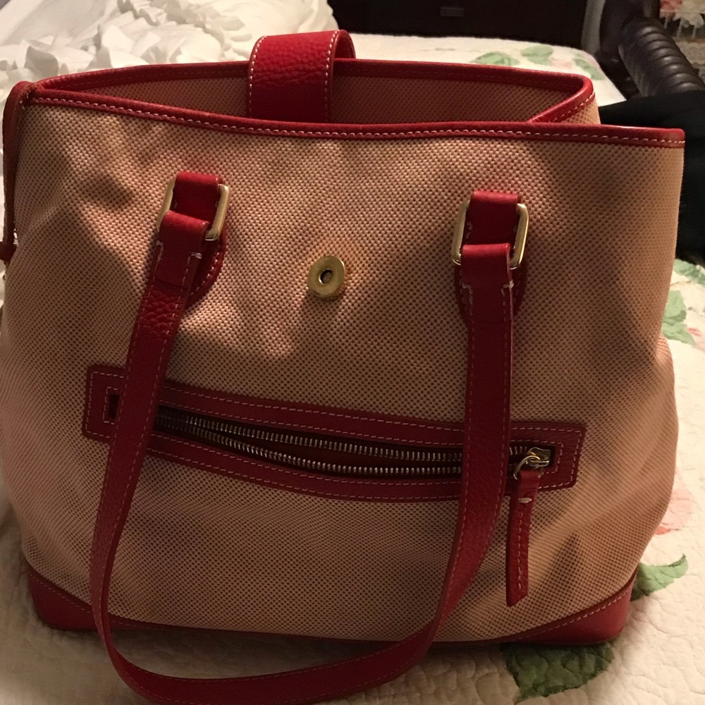 Dooney & Bourke purse